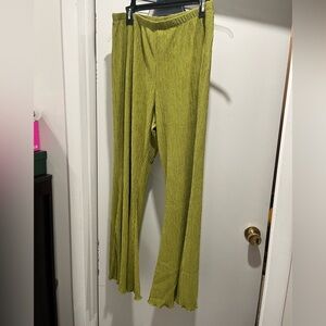 Wild Fable Olive Textured Pants